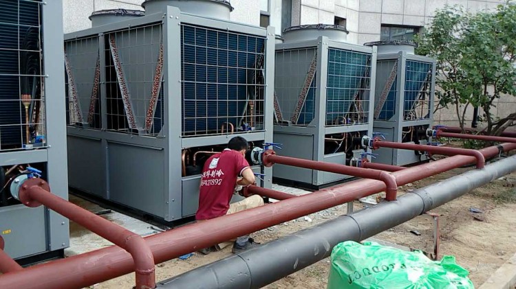 顺义国家税务大型安装中央空调 (2).jpg